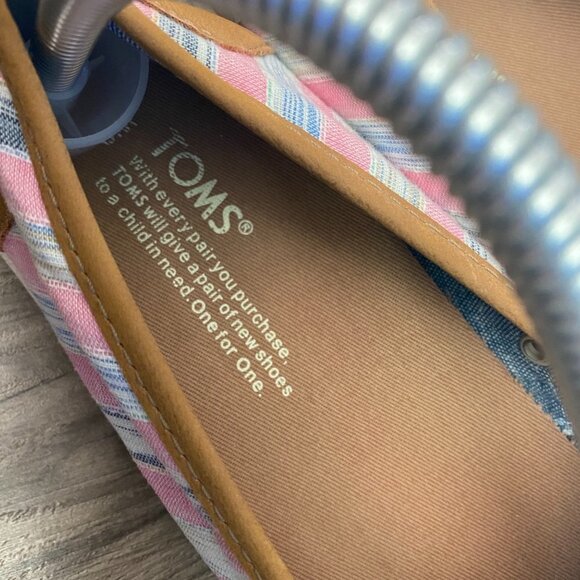 TOMS Pink Avalon Peony Ikat Striped Slip On Canvas Sneaker Size 9 - Picture 7 of 10